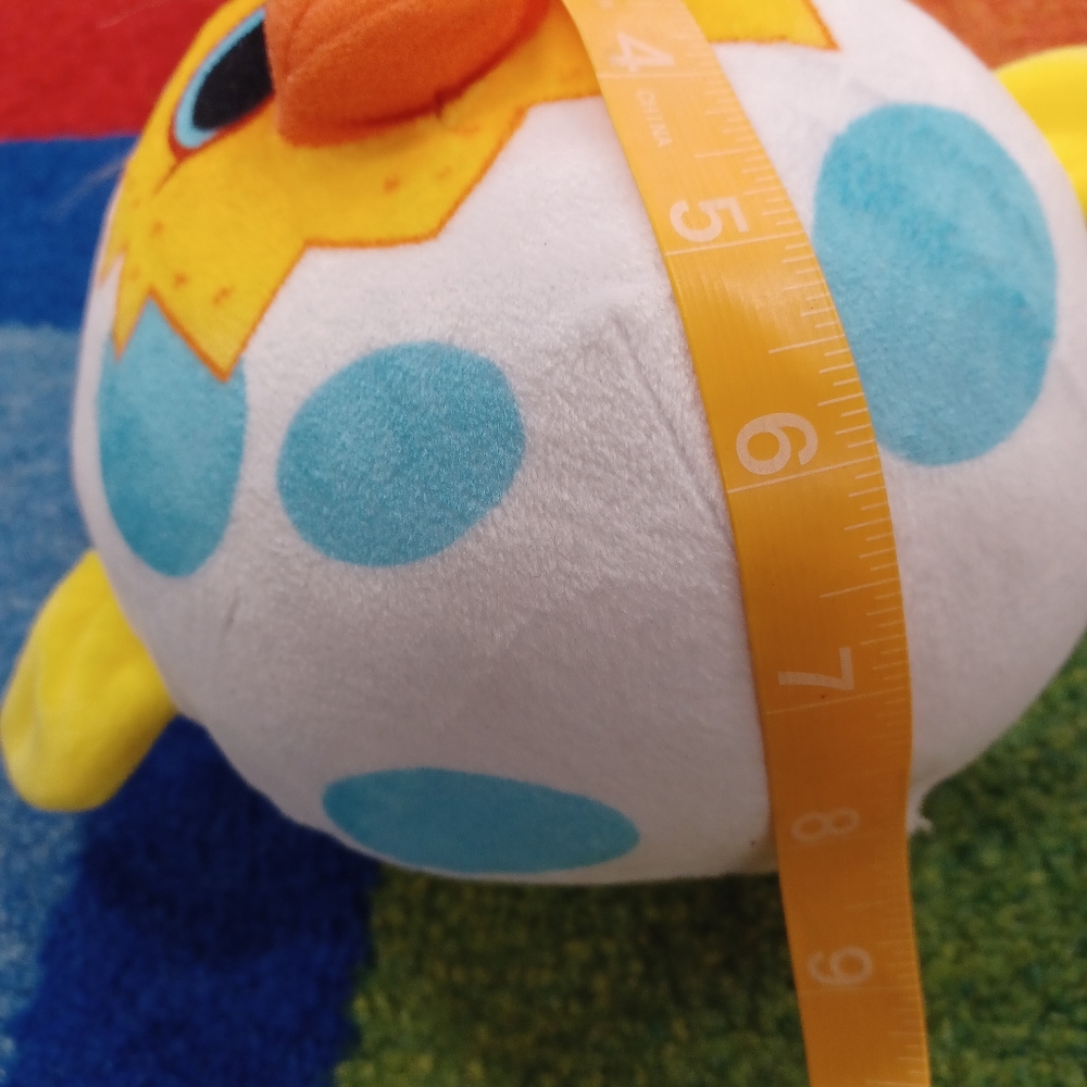 โMove Play Extreme Egg Toss Plush egg chicken - Picture 13 of 15